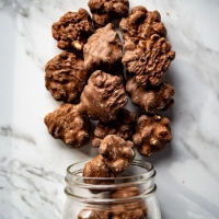Chocolate Pecan Caramel Clusters - 13 oz - 06510 