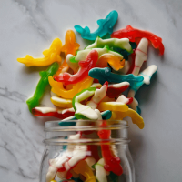 Gummy Sharks 14oz 