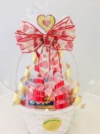 Queen of Hearts Gift Basket 